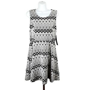 EXPRESSO SLEEVELESS DRESS